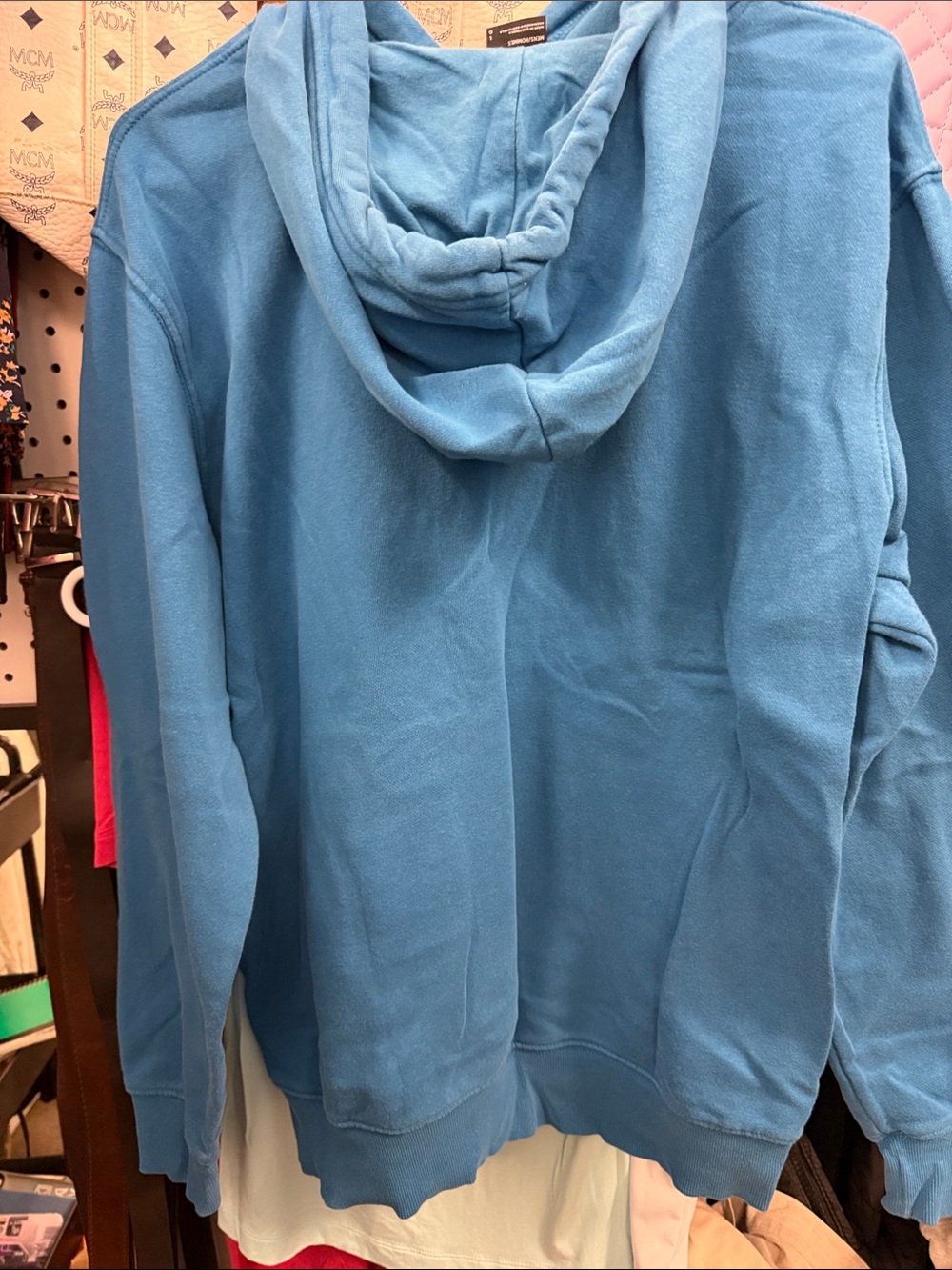Men Sweater Subcategory Identification - Picture 5 of 5